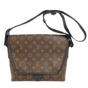 LOUIS VUITTON Brown Monogram Shoulder Bag